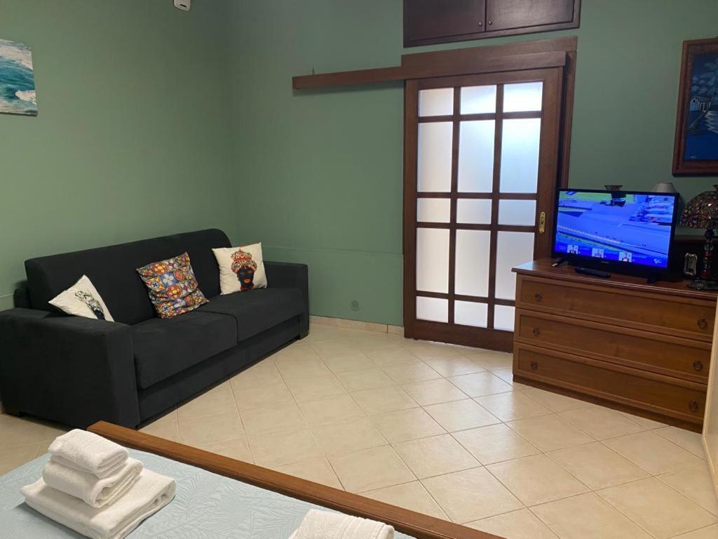 Vista Eolie Milazzo- Apartments Экстерьер фото